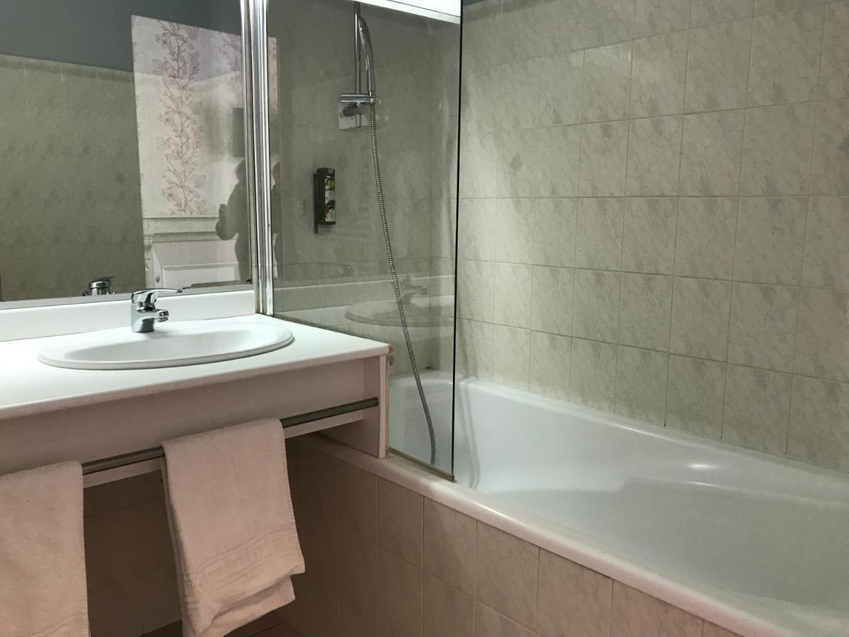 Logis La Villa Des Houx Aumale Bagian luar foto