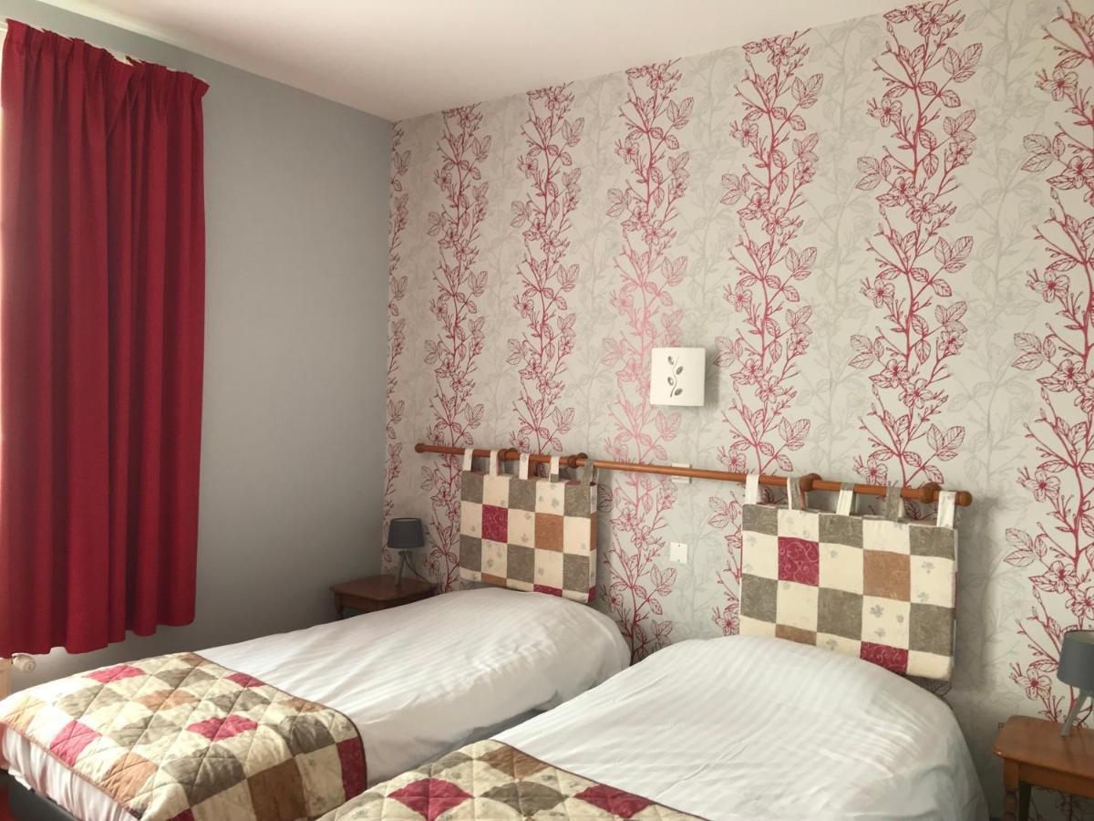 Logis La Villa Des Houx Aumale Bagian luar foto